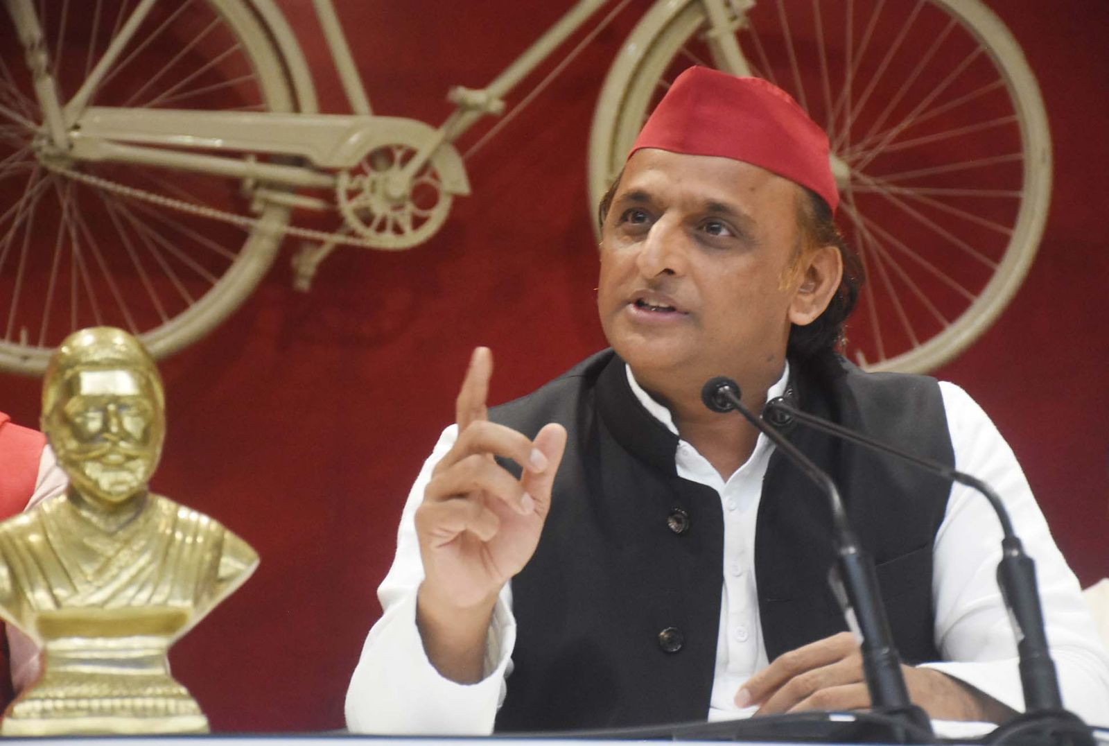 WhatsApp Image 2025-06-06 at 7.49.01 PM