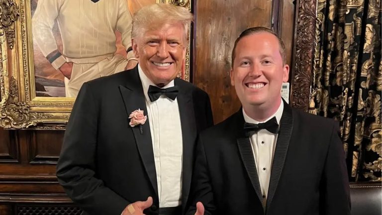 68a8ed3bbb203-donald-trump-with-sergio-gor-22203818-16x9