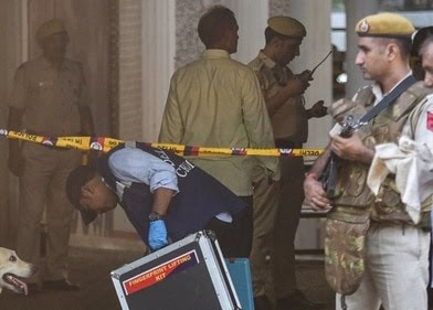 crime_scene_in_delhi_1_HT_1727481295444_1727481340482