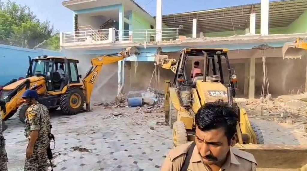 WhatsApp Image 2025-10-04 at 6.01.53 PM