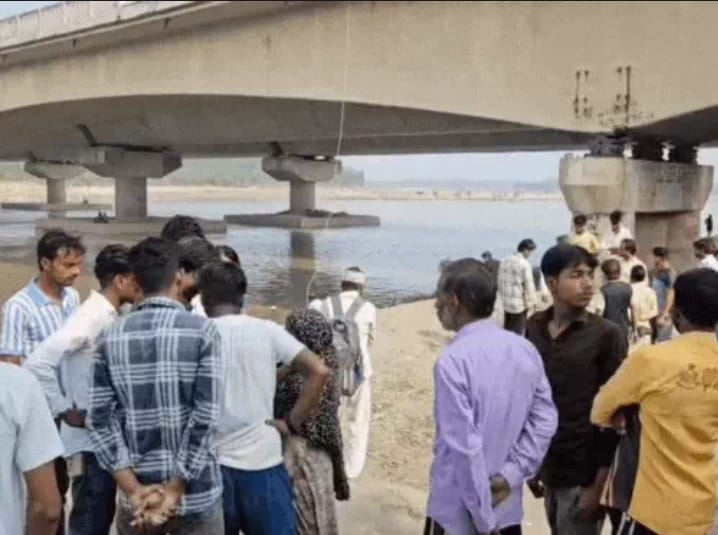 WhatsApp Image 2025-10-04 at 7.40.51 PM (2)