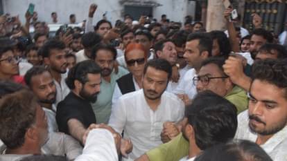 azam-khan_1df36f193ca2bd91c7305126519d06d1