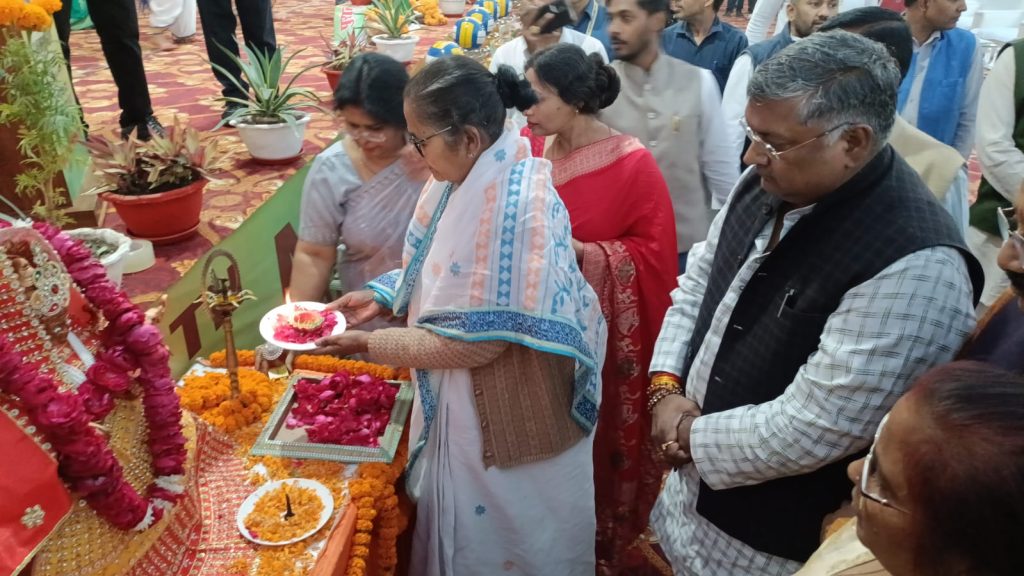 WhatsApp Image 2025-11-11 at 9.33.43 PM