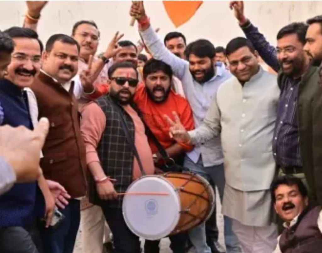 WhatsApp Image 2025-11-14 at 6.32.24 PM