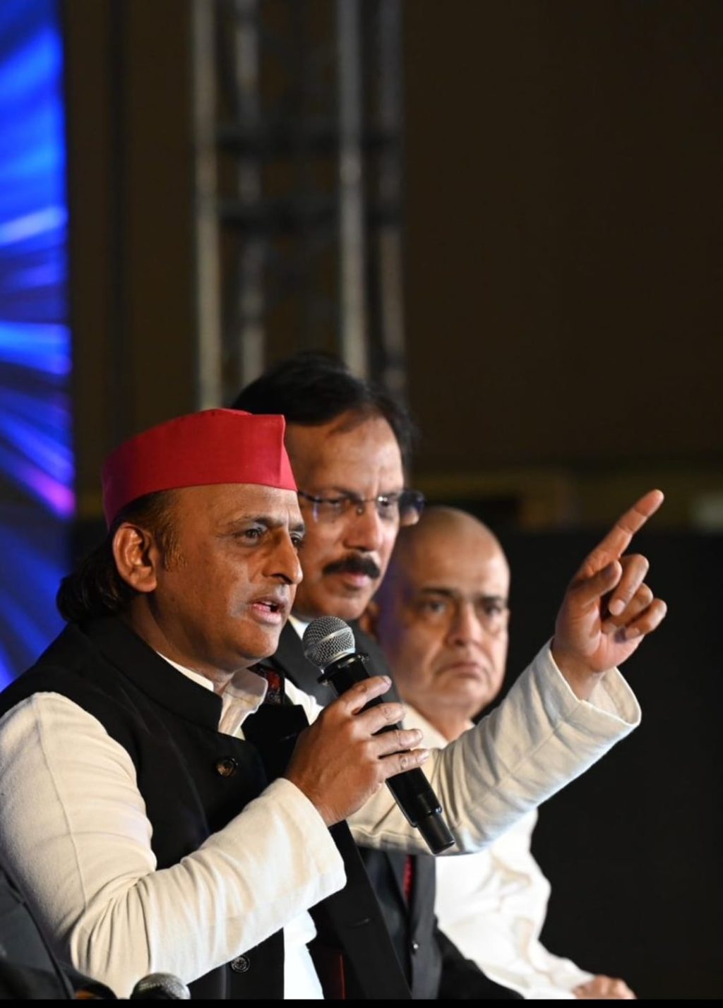 WhatsApp Image 2025-11-17 at 9.08.00 PM