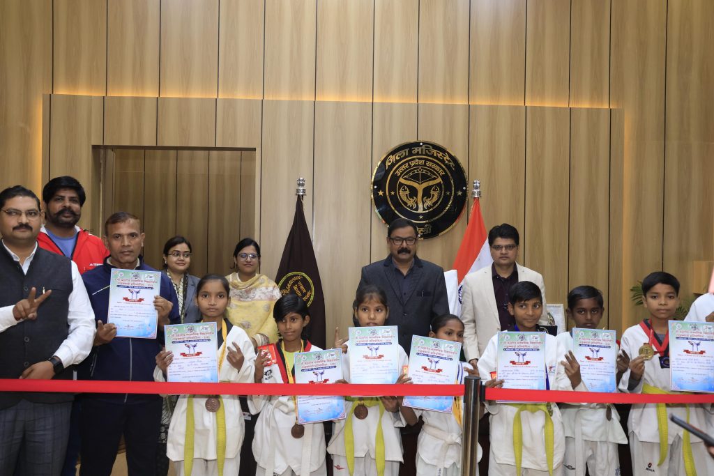 WhatsApp Image 2025-11-20 at 6.31.15 PM (2)