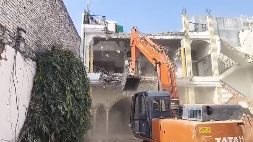 WhatsApp Image 2025-12-11 at 7.04.43 PM