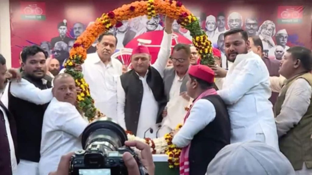 69917f4d80bfb-nasimuddin-siddiqui-joins-samajwadi-party-150943557-16x9